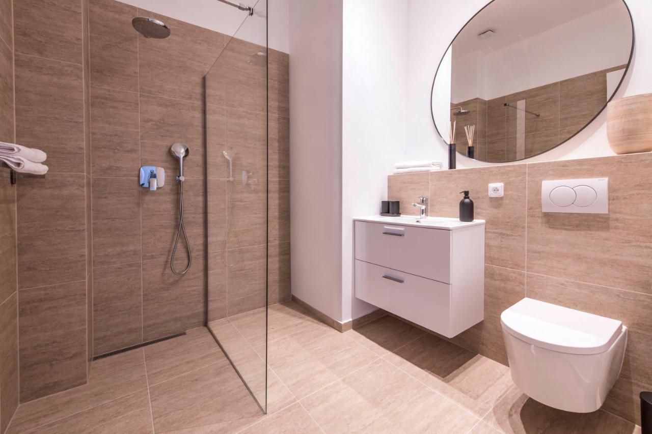New Design Apt - Central Location Wenceslas Square Praha Bagian luar foto