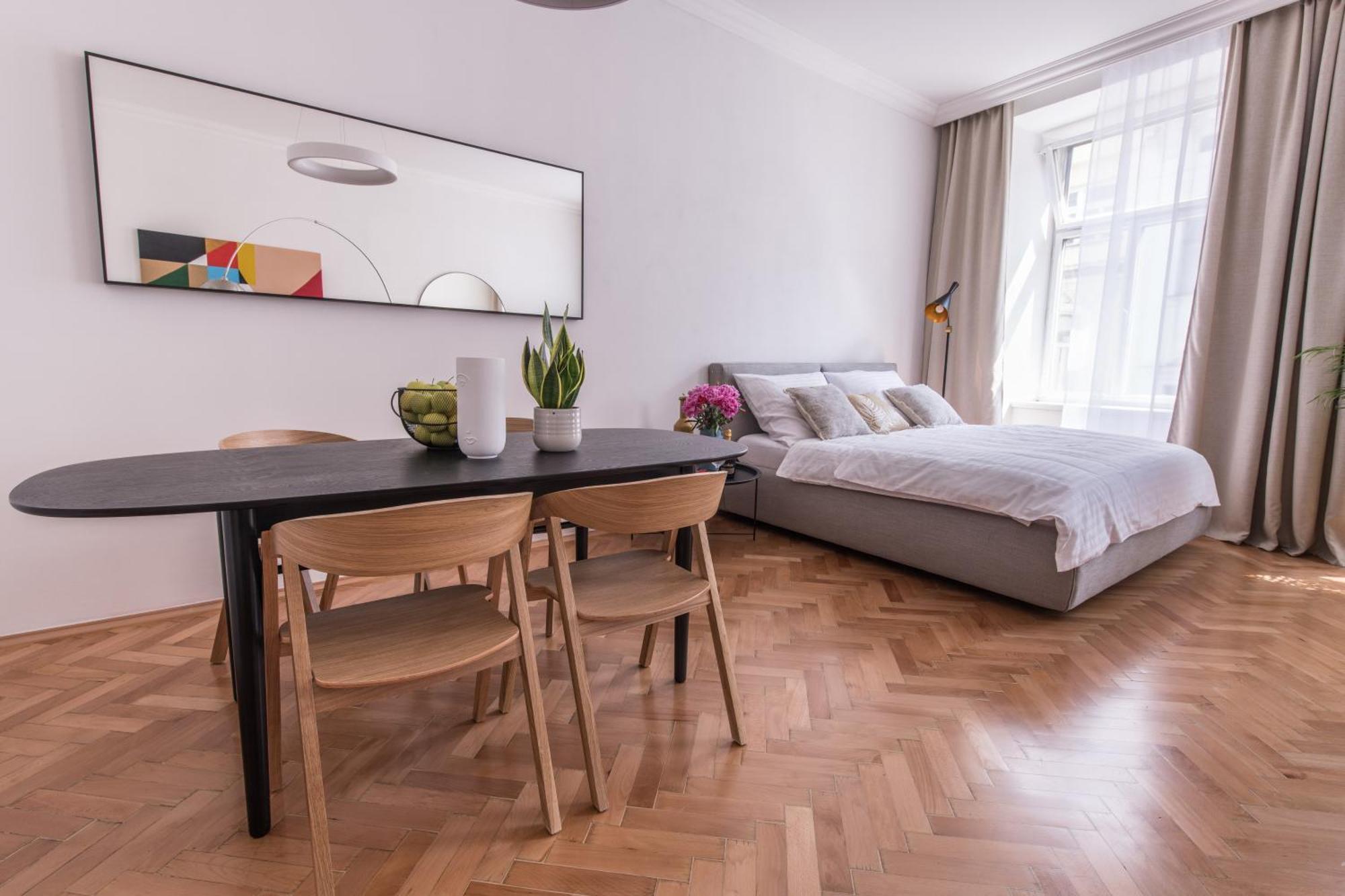 New Design Apt - Central Location Wenceslas Square Praha Bagian luar foto