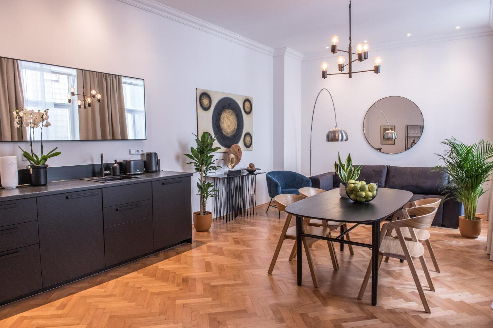 New Design Apt - Central Location Wenceslas Square Praha Bagian luar foto